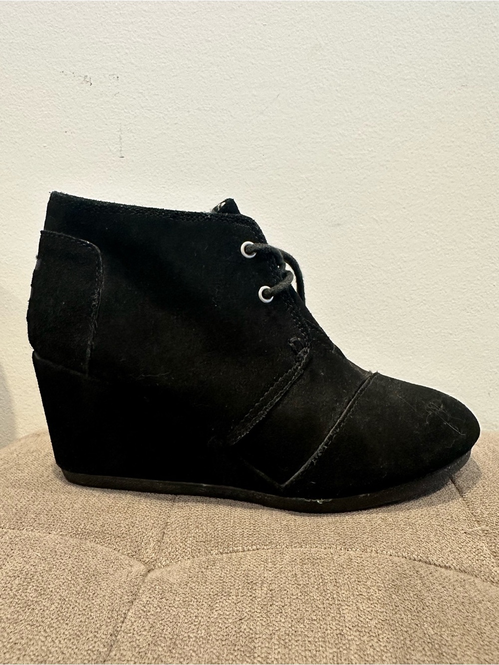TOMS Desert Wedge Bootie Black Wedge Booties US 6